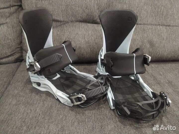 Крепления для сноуборда salomon district