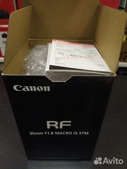Canon RF 35mm f/1.8 Macro IS STM(Новый-Гарантия)