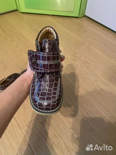 Ботинки для девочки осенние