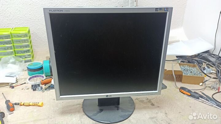 Монитор LG