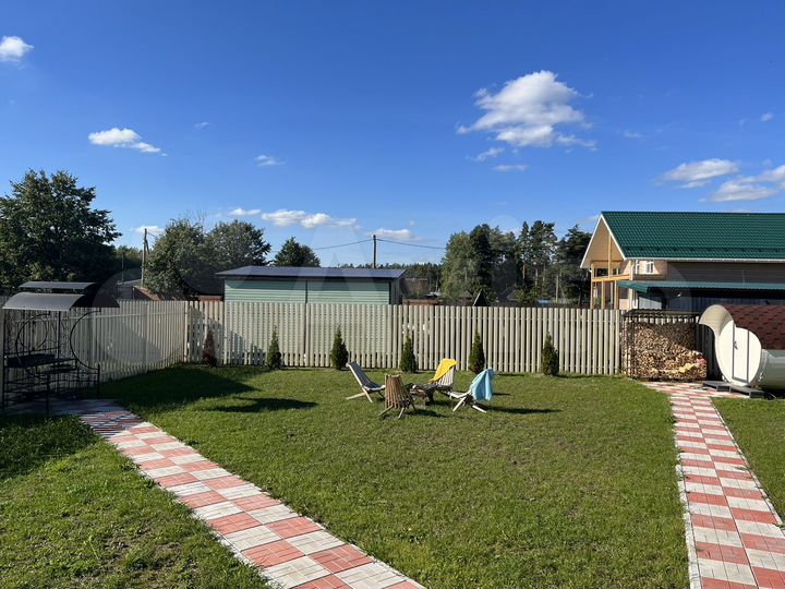 Коттедж 135 м² на участке 7,5 сот.