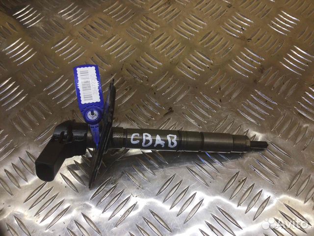 Форсунка Volkswagen Passat 0445116030; 03L130277;