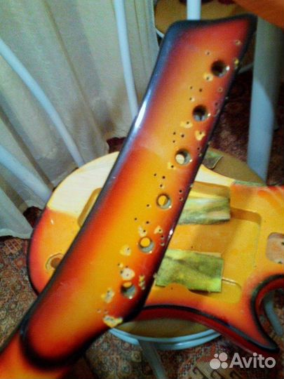 Электрогитара урал