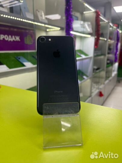 iPhone 7, 32 ГБ