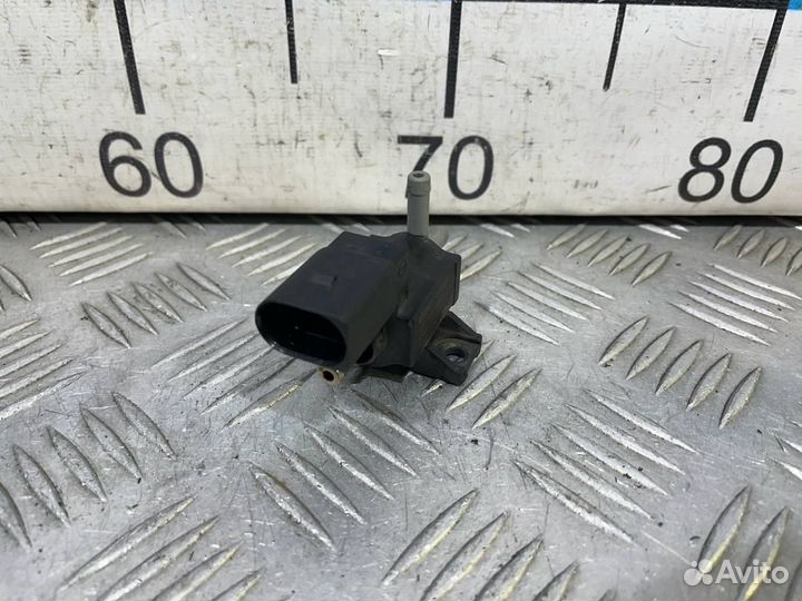 Б/У Клапан электромагнитный вакуумный VAG#010