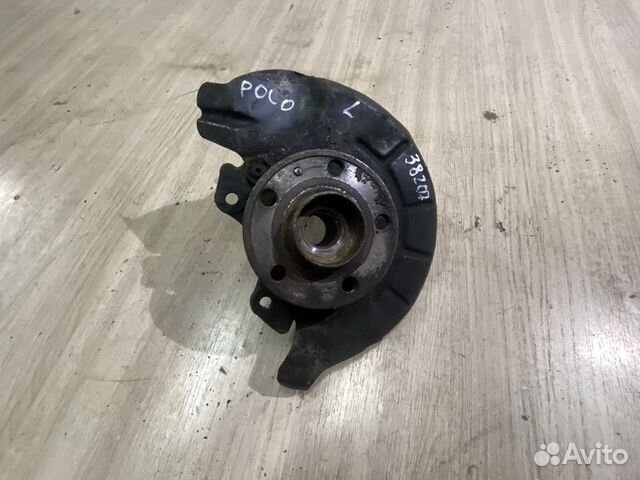 Кулак передний левый Volkswagen Polo MK5 с2009-202