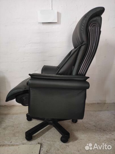 Кресло руководителя Пикассо бу