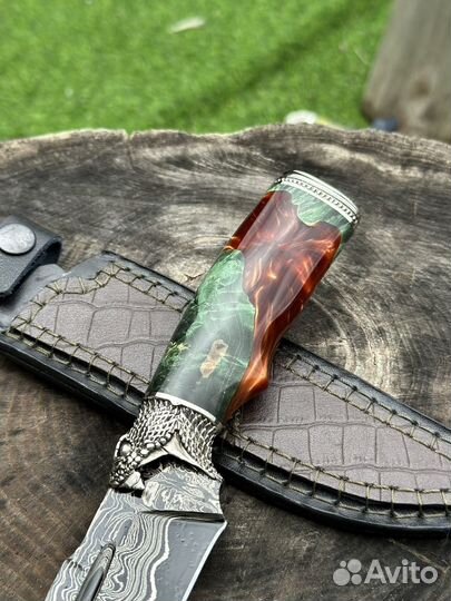 Нож из дамасской стали на подарок