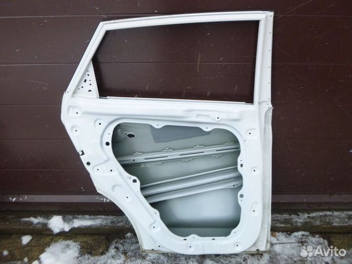 Дверь задняя левая hyundai tucson tucson 2015