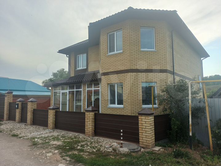 Дом 162 м² на участке 6,32 га