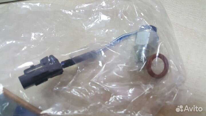 Датчик заднего хода subaru