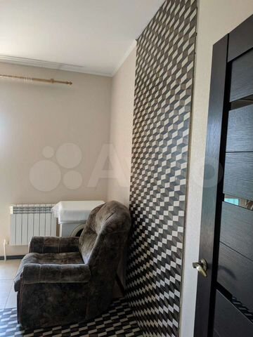 2-к. квартира, 74 м², 2/4 эт.