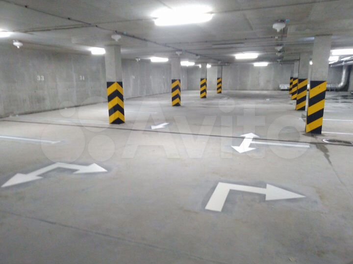 Машиноместо, 16 м²