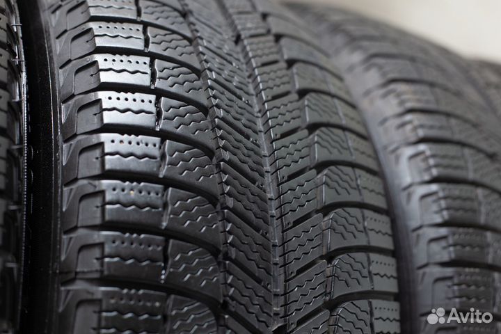 Michelin X-Ice XI3 205/55 R16 94H