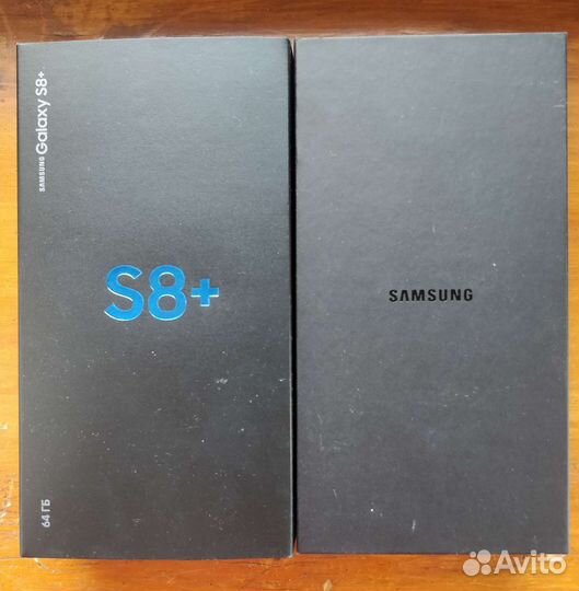 Коробка для смартфона Samsung S8+ в комплекте
