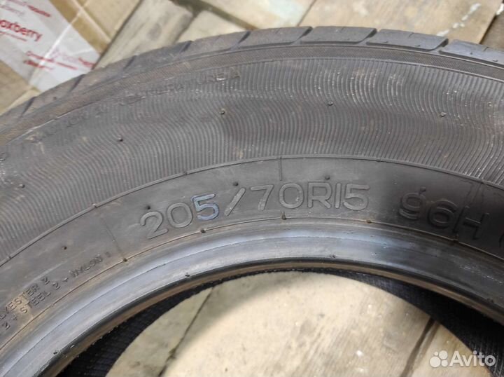 Hankook RoadHandler 205/70 R15 96H