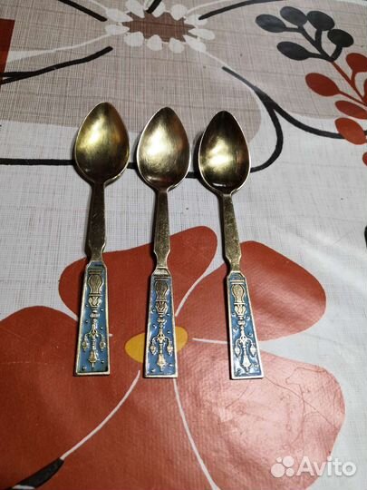 Серебряные ложки с эмалью