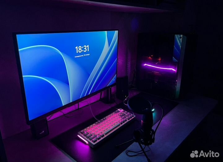 Монитор AOC 240гц 25 дюймов с кронштейном