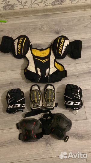 Щитки хоккейные