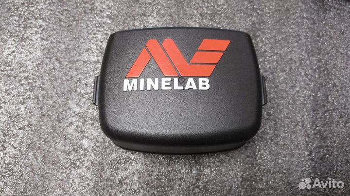 Minelab CTX-3030. Бокс для батарей