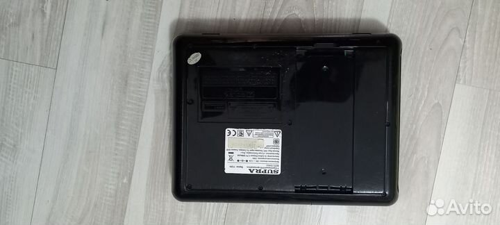 Портативный DVD проигрыватель Supra