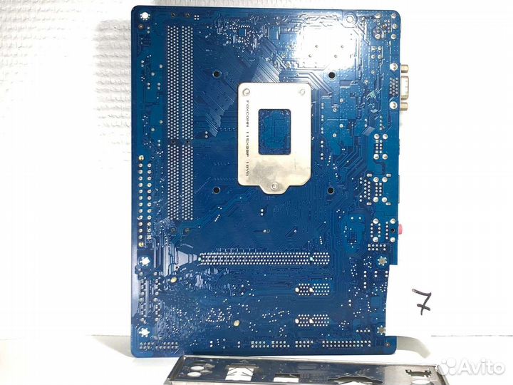 Материнская плата Gigabyte GA-H61M-DS2 с дефектом