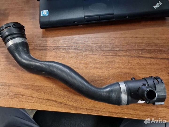 Патрубок системы охлаждения bmw