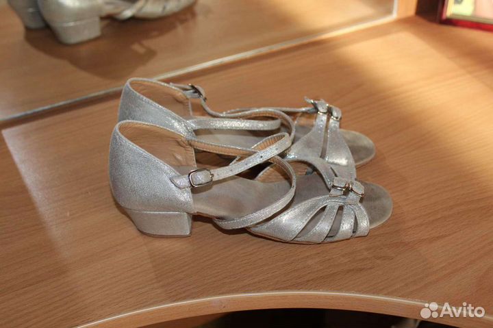 Платье для танцев