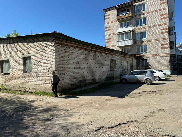 Свободного назначения, 335 м²