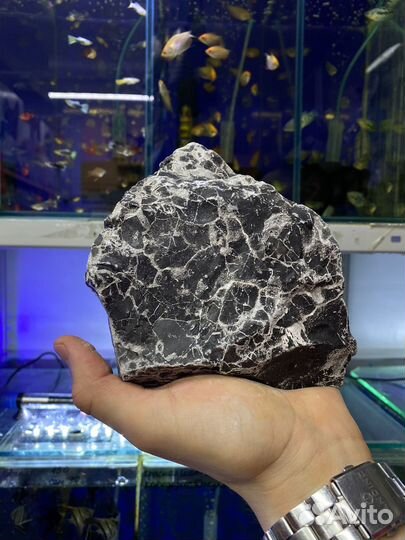 Декоративные камни для аквариума 