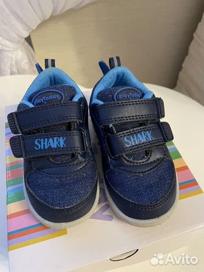 Кроссовки 21