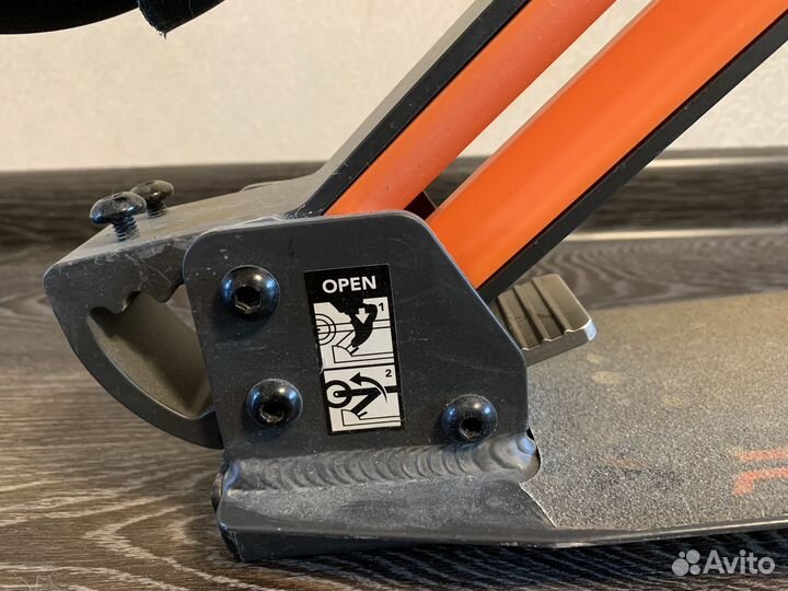 Самокат reaction 200 складной до 100кг