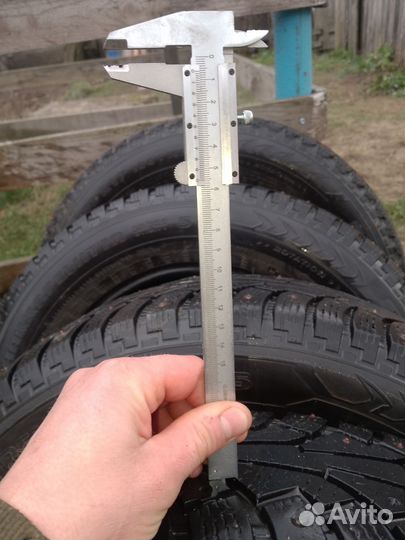 Nokian Tyres Hakkapeliitta 5 225/65 R17