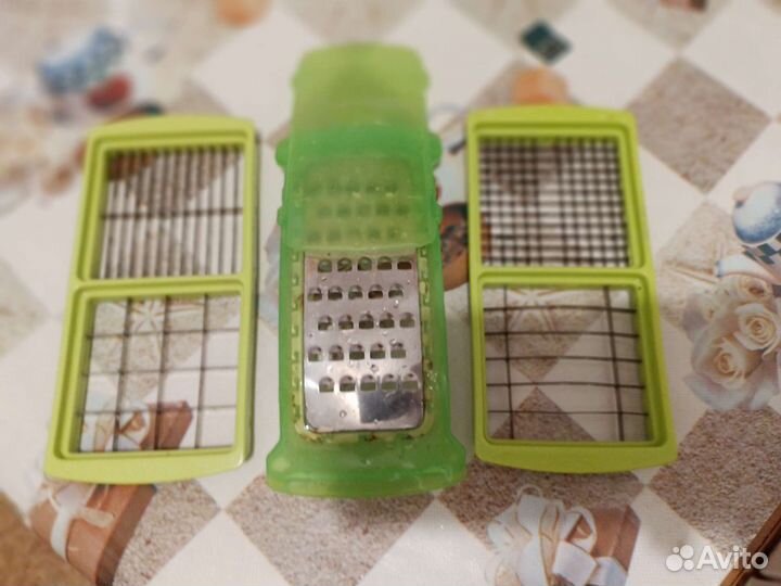 Терка- измельчитель, кухонный органайзер