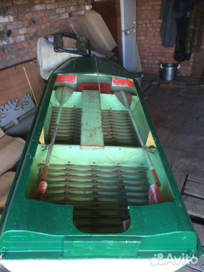 Лодка Романтика