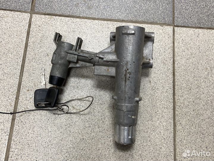 Замок зажигания колонка рулевая ключ audi 80