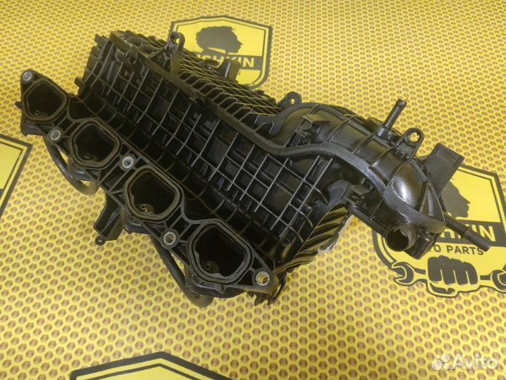 Коллектор впускной Skoda Superb