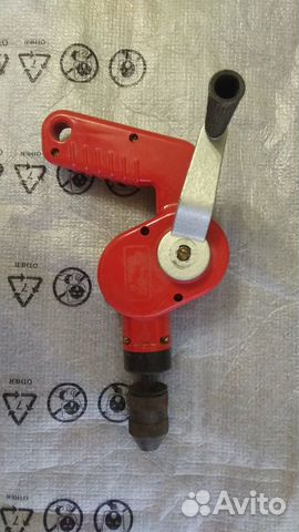 Дрель ручная