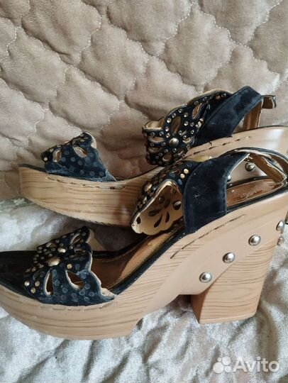 Босоножки на платформе 36
