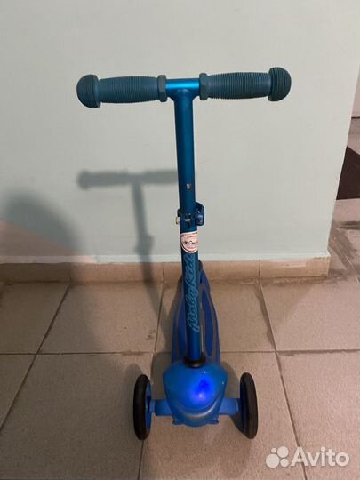 Самокат moby kids