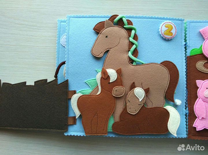 Книга из фетра 