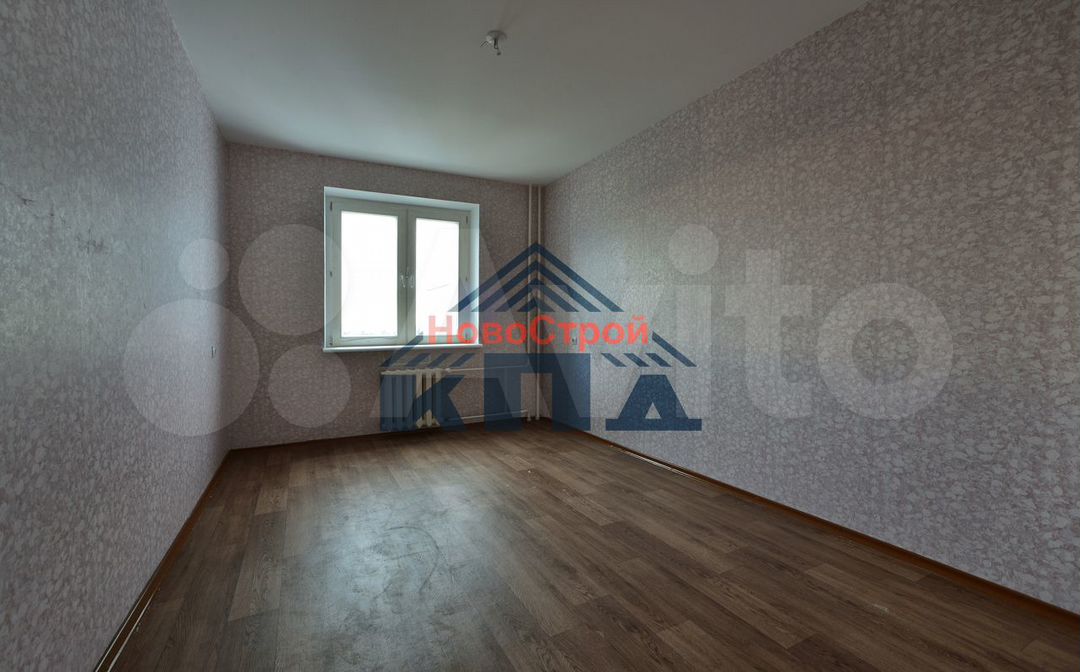 2-к. квартира, 63 м², 1/10 эт.