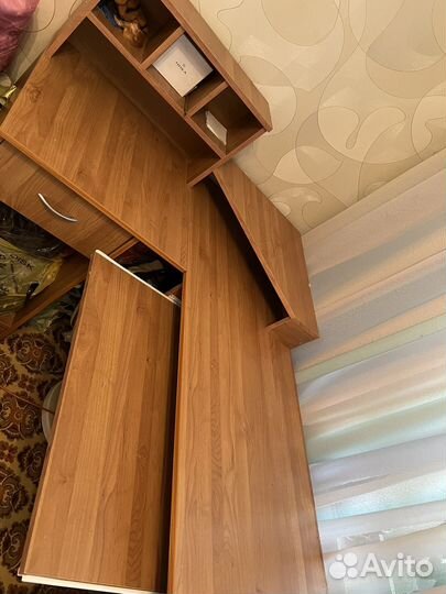 Письменный стол для школьника бу