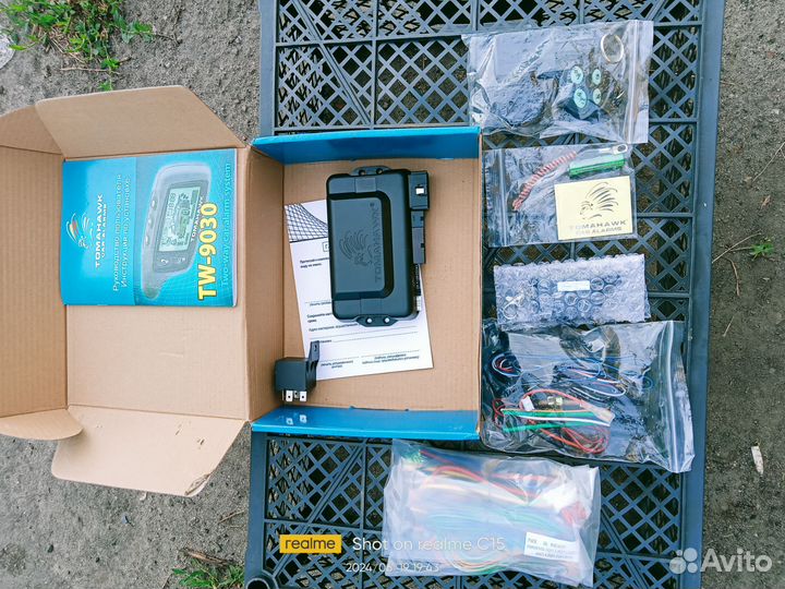 Автосигнализация tomahawk TW-9030полный комплект