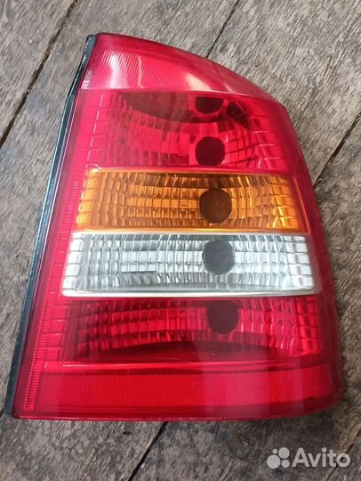 Фара задняя правая на Опель астра G
