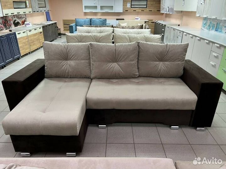 Диван мягкий