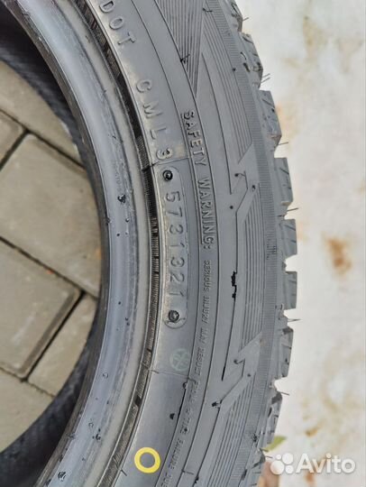 Toyo Observe Ice-Freezer 195/55 R16 87T