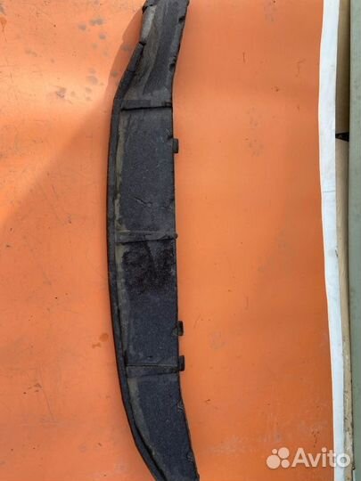 Усилитель бампера передний Toyota Rav4 2005-2013