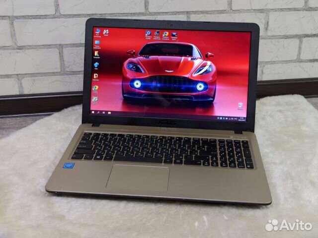 Asus / Celeron N3060 /2GB /SSD 120GB