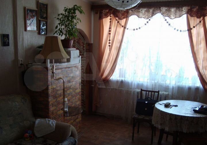 4-к. квартира, 72 м², 1/2 эт.